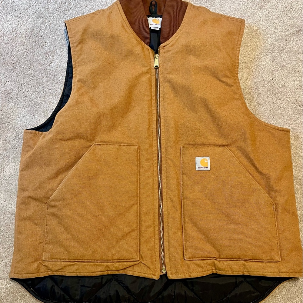 Mens Carhartt insulated vest. XL. Brown.